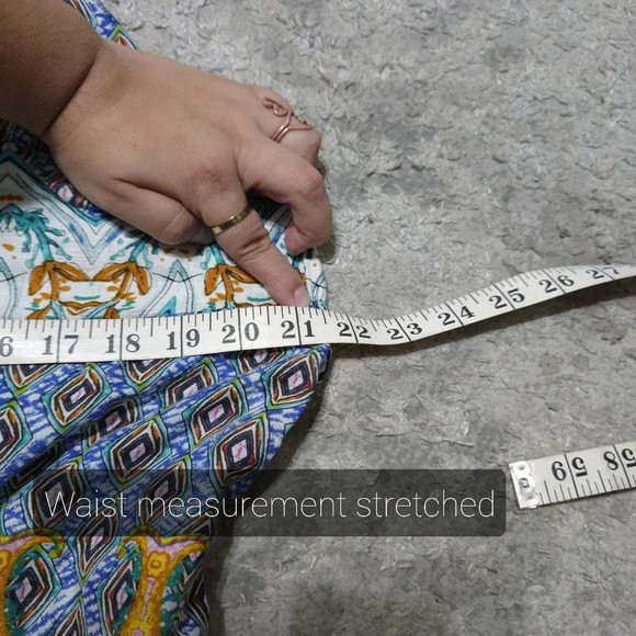 ✨️4/$20 Strappy Geometric Color Kaleidescope Romper, 100 Viscose, M - Picture 12 of 16